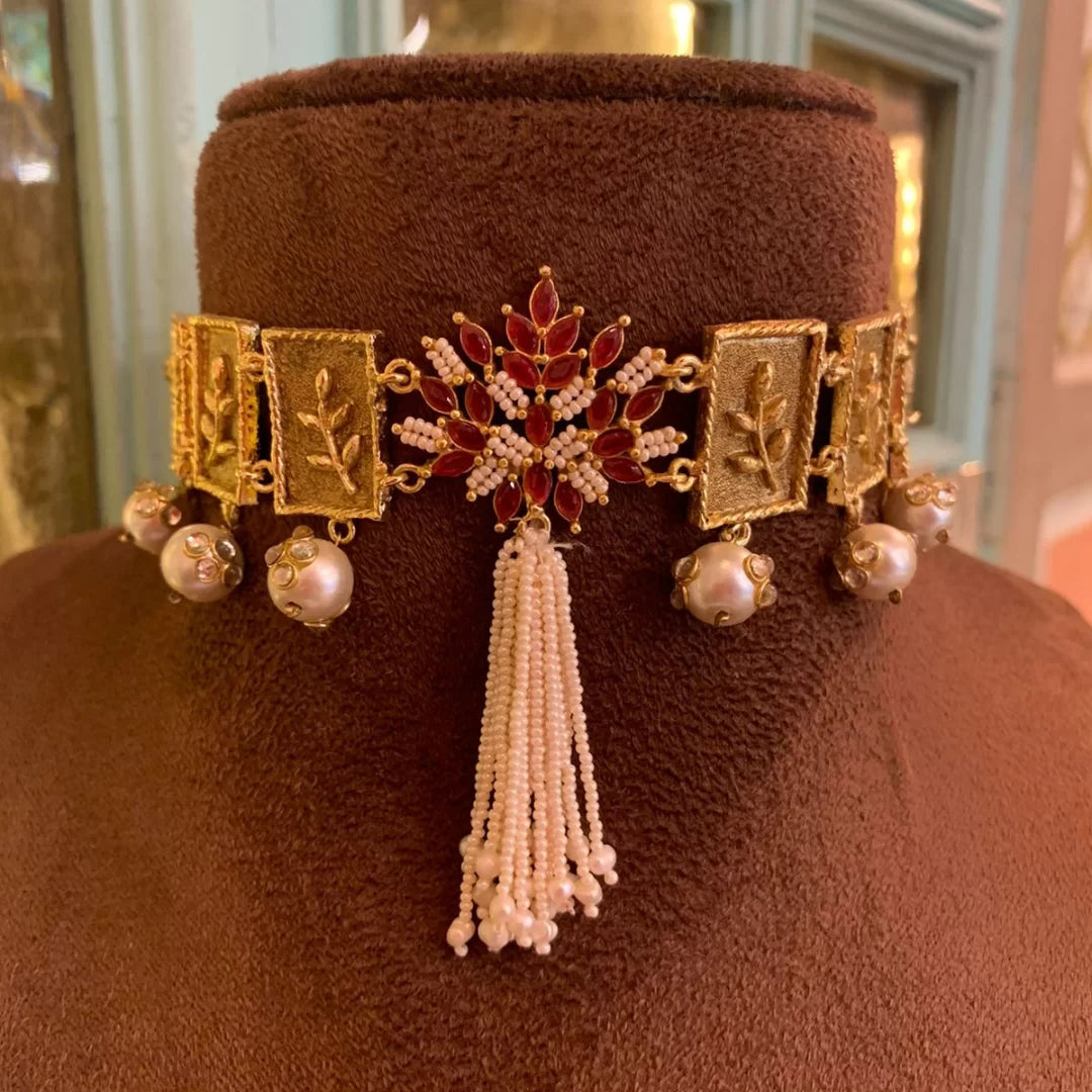 Ruby Leaf Choker Set