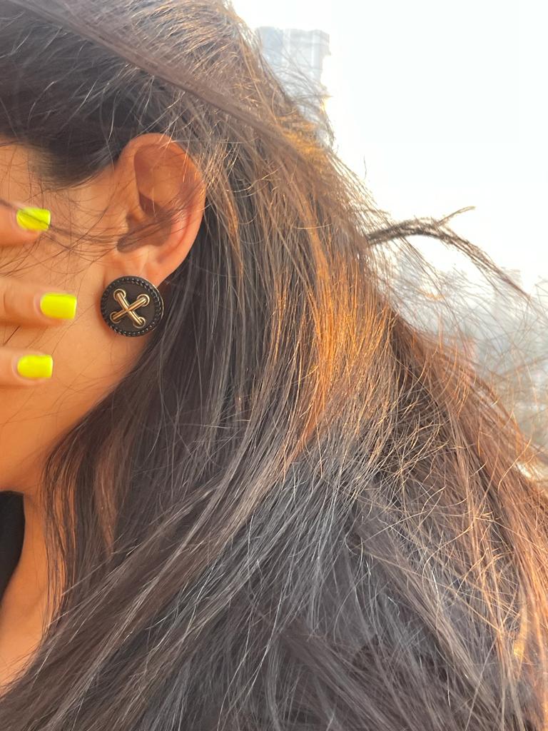 Carbon Studs