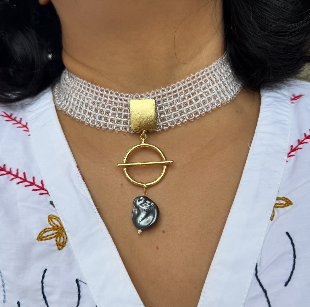 Null and Voida Choker