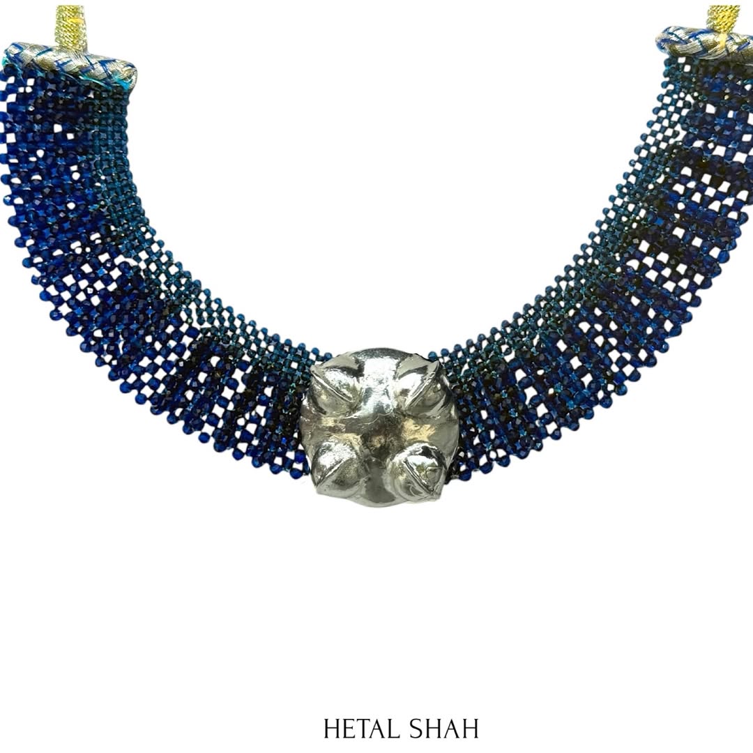 Sheild Blue Choker