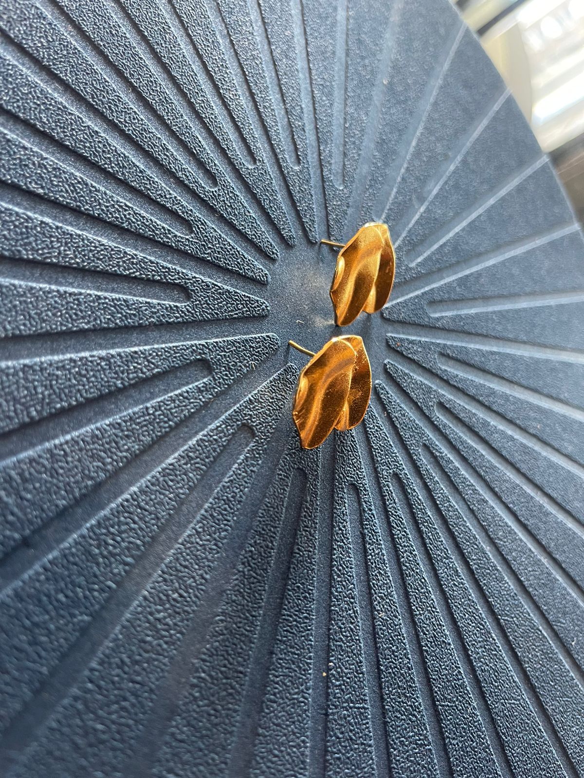 Crescent Moon Studs Gold
