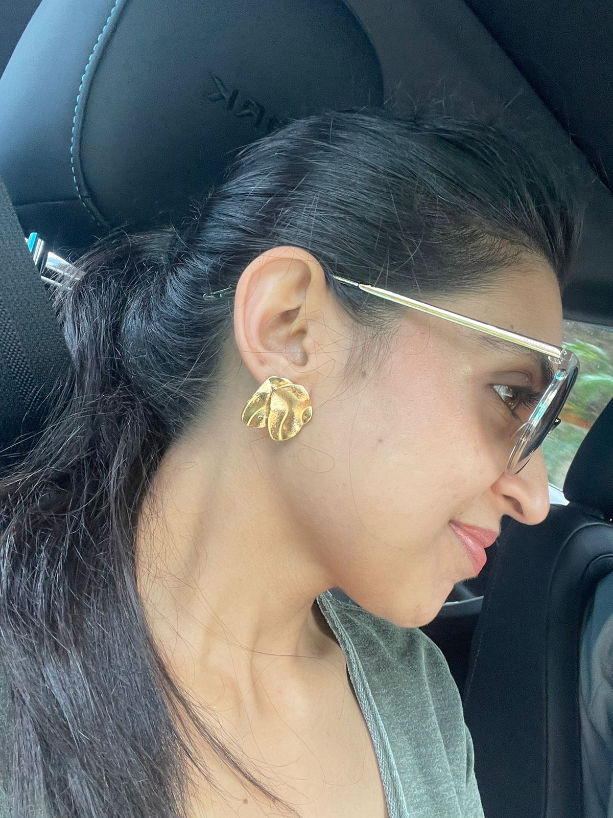 Crescent Moon Studs Gold