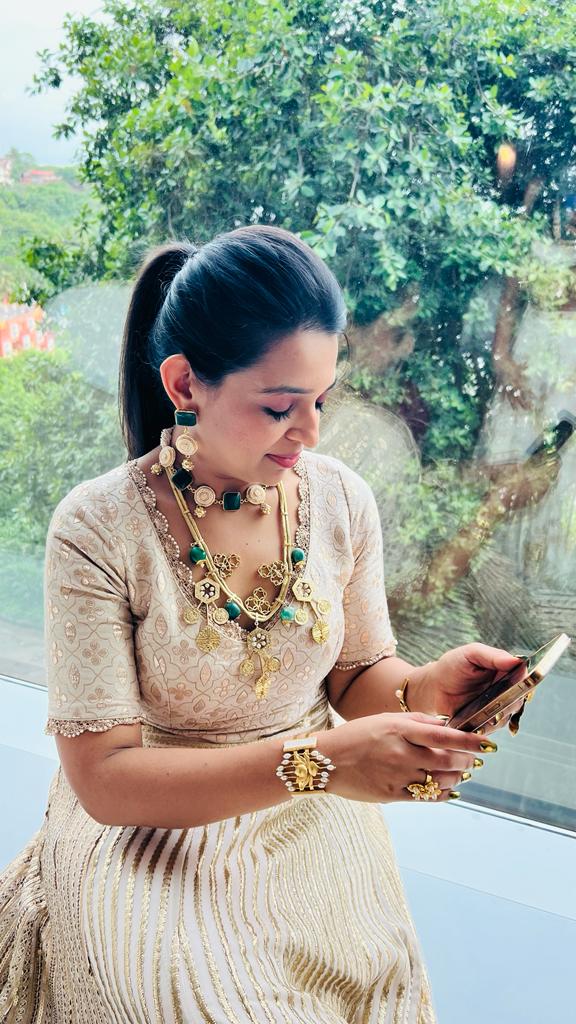 Hexa coin necklace