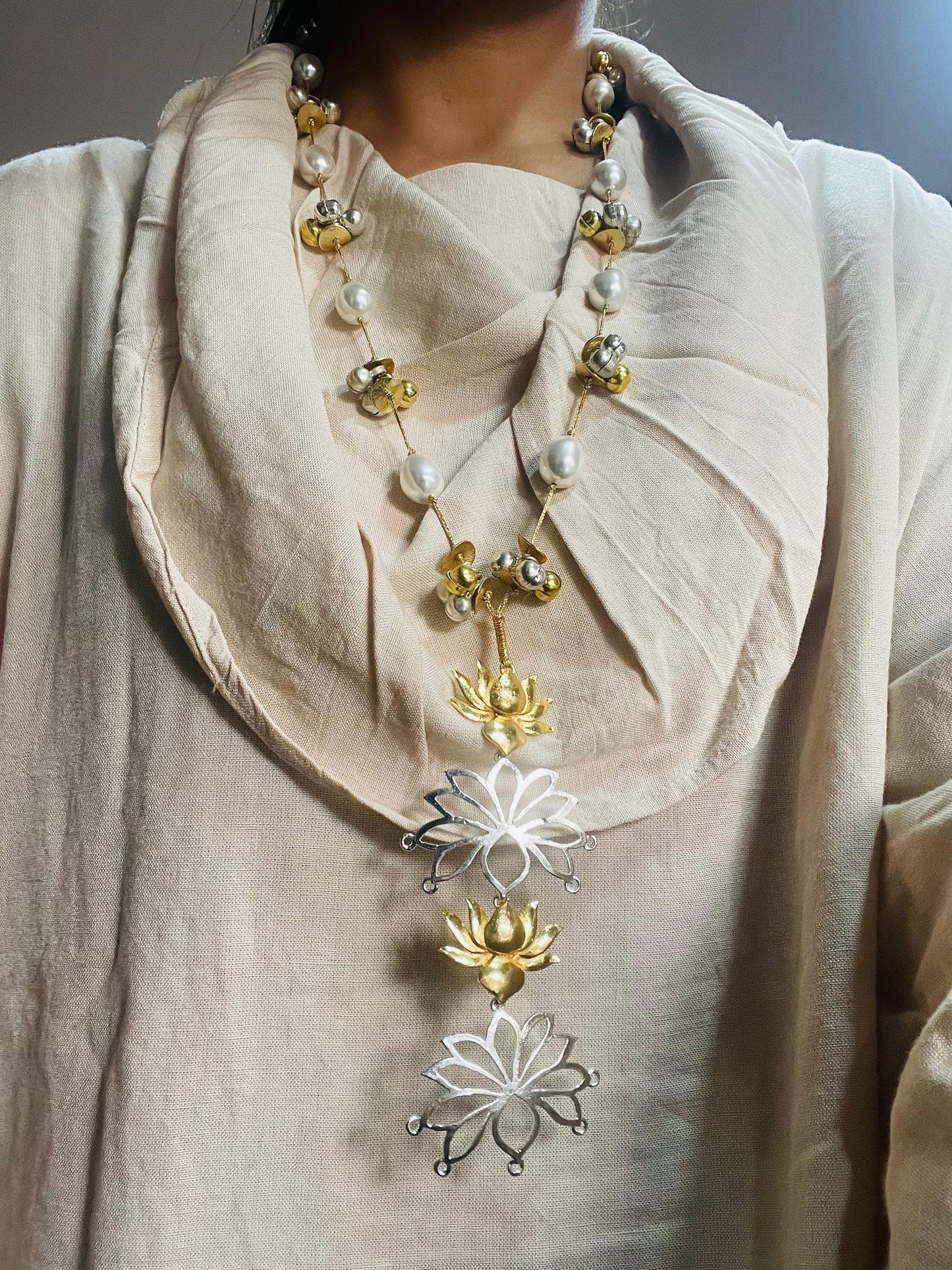 Quadro lotus necklace