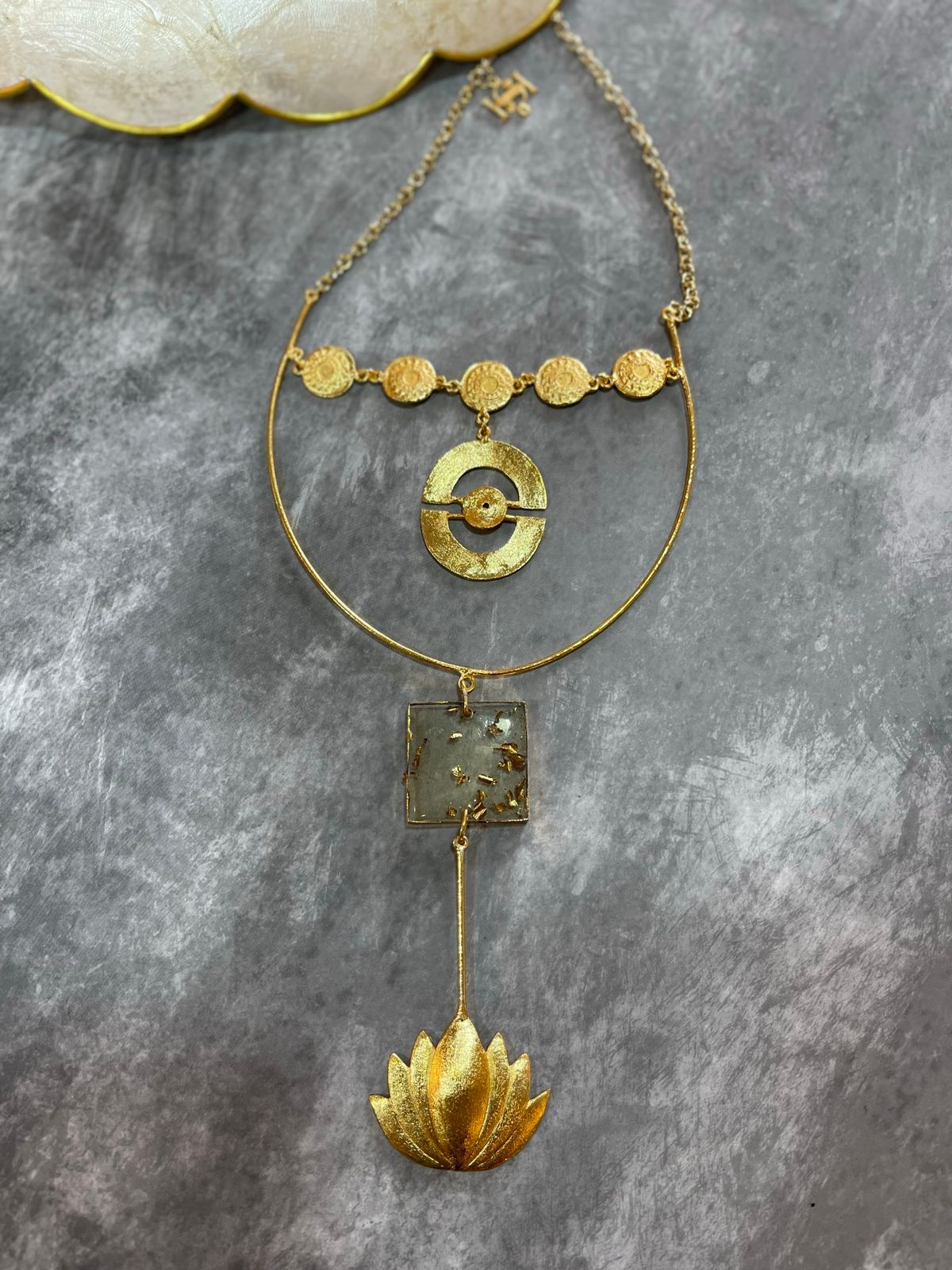 Trendy Lotus Neckpiece