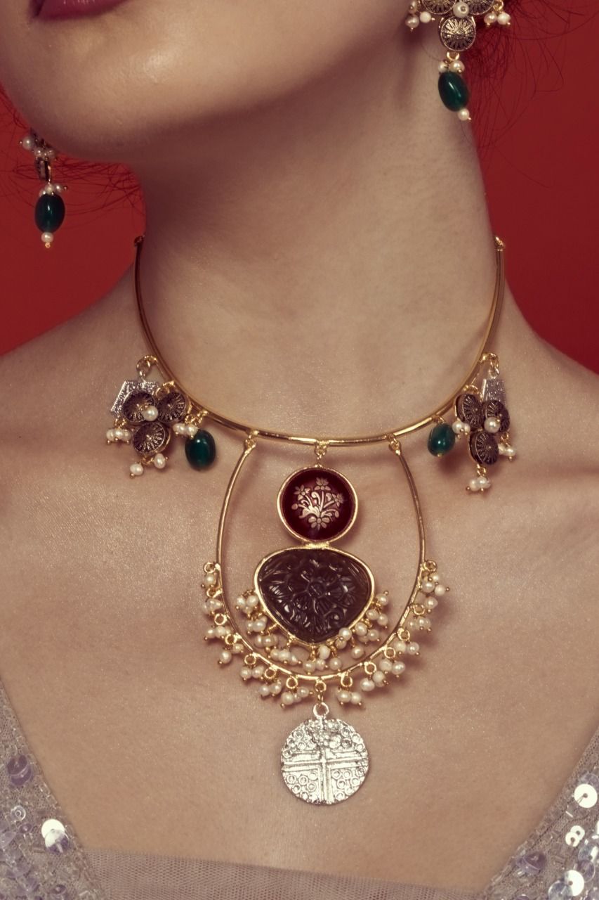 Antique Round Hasdi Neck Piece