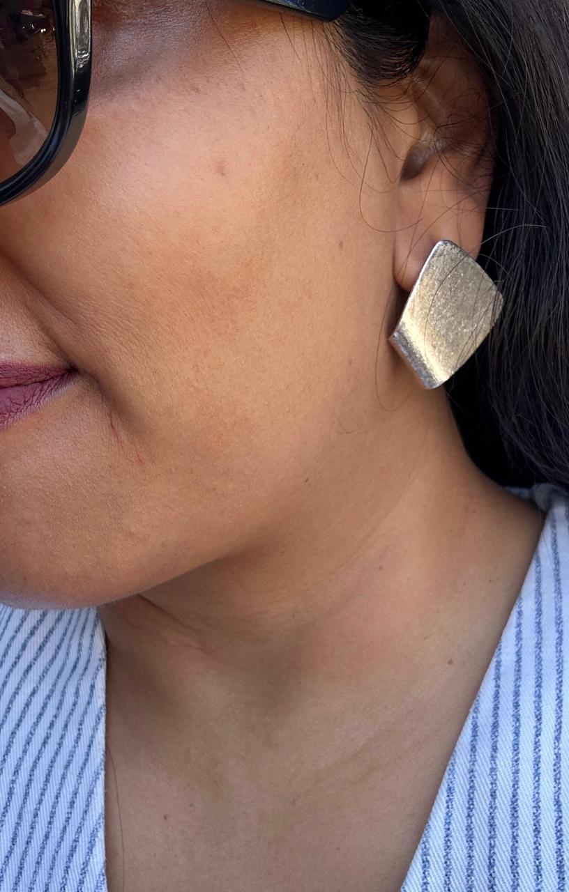 Flat Plate Silver Studs