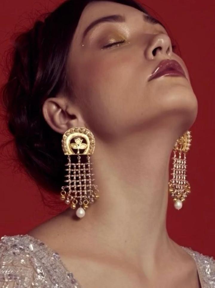 Chandzali Earrings