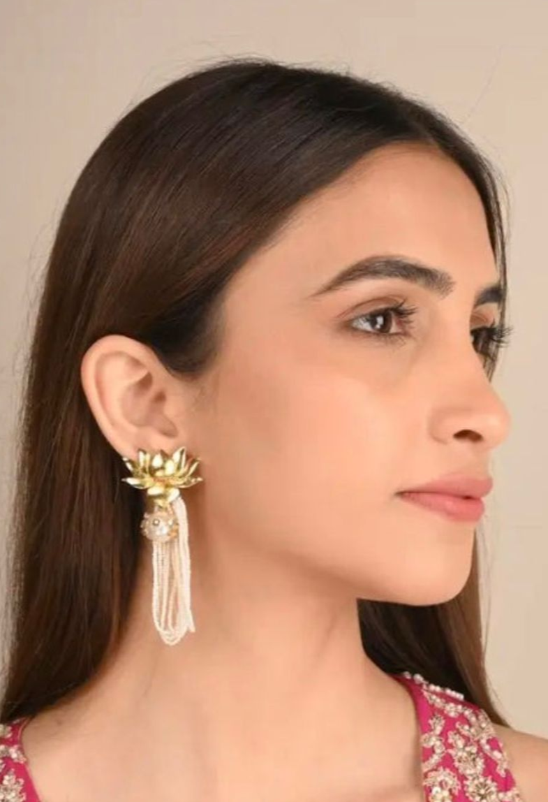 Lotus dangler