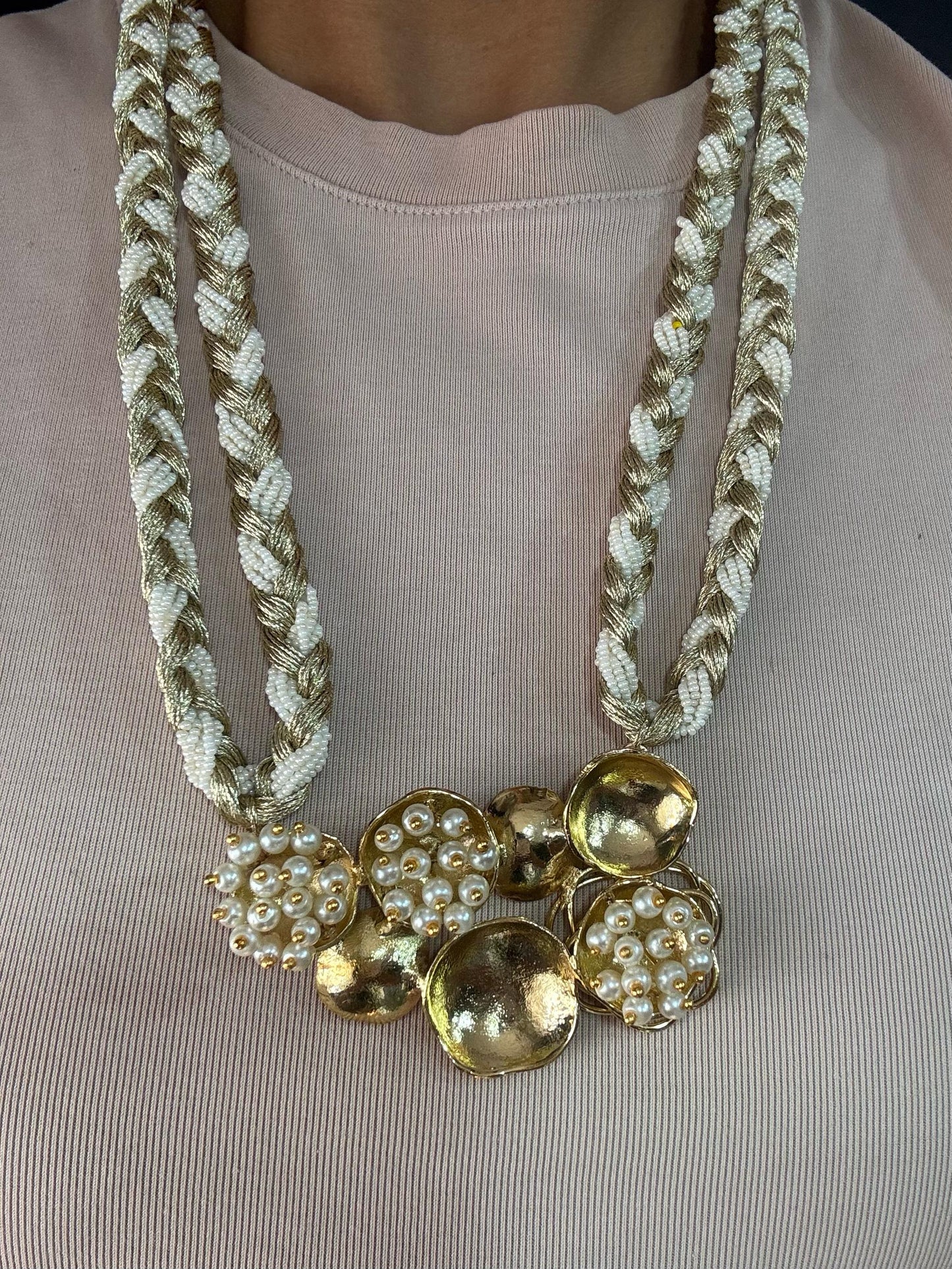 Vati Neckpiece