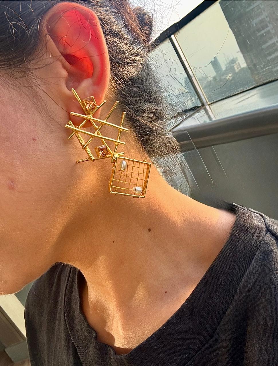 Zali Criss Cross Earrings