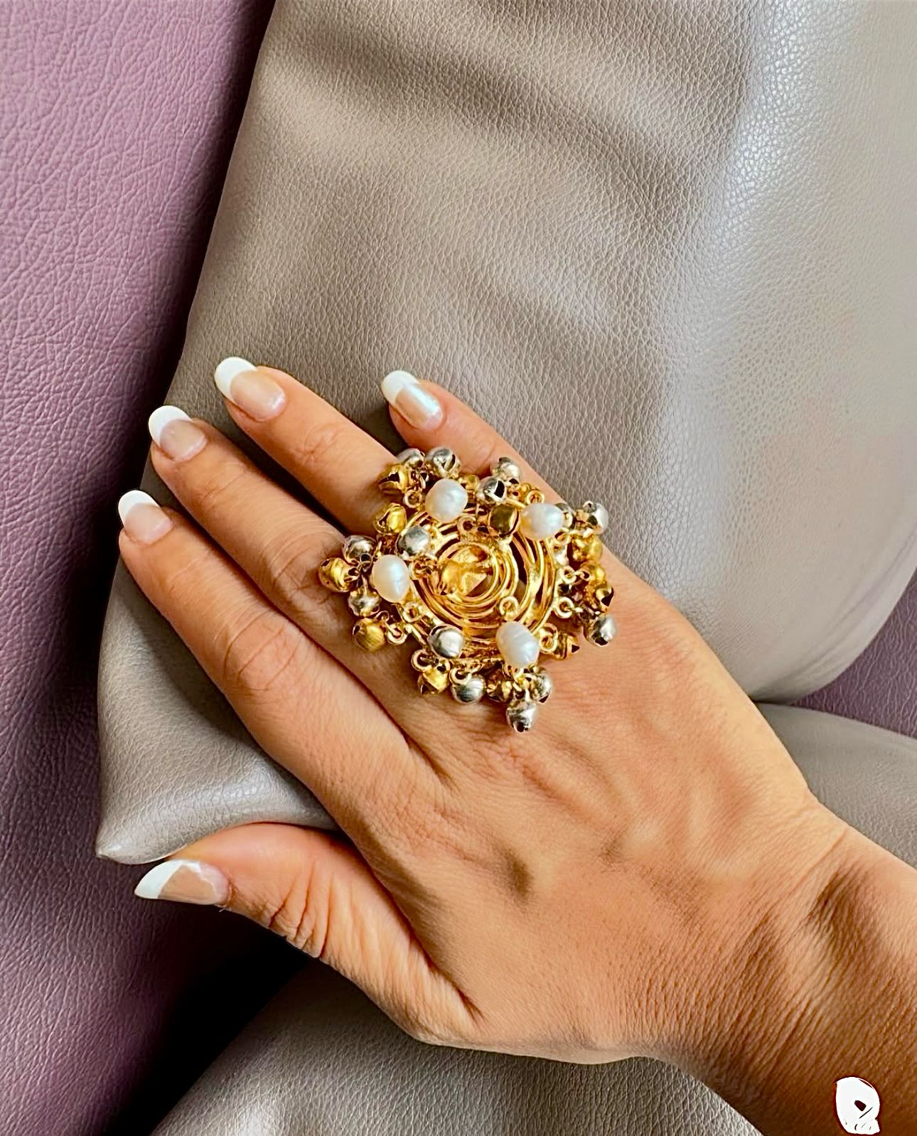 Ghughri Twirl Ring