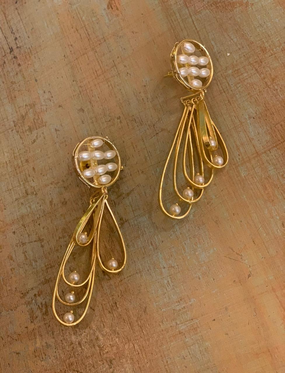 Pearl Droplets Earrings