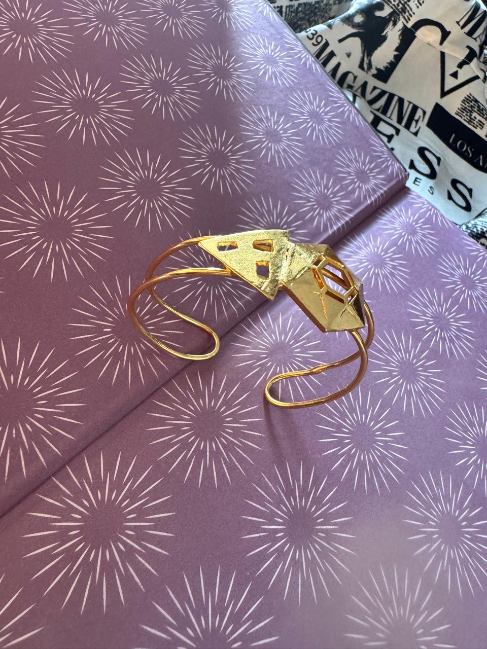Hexatri Braclet
