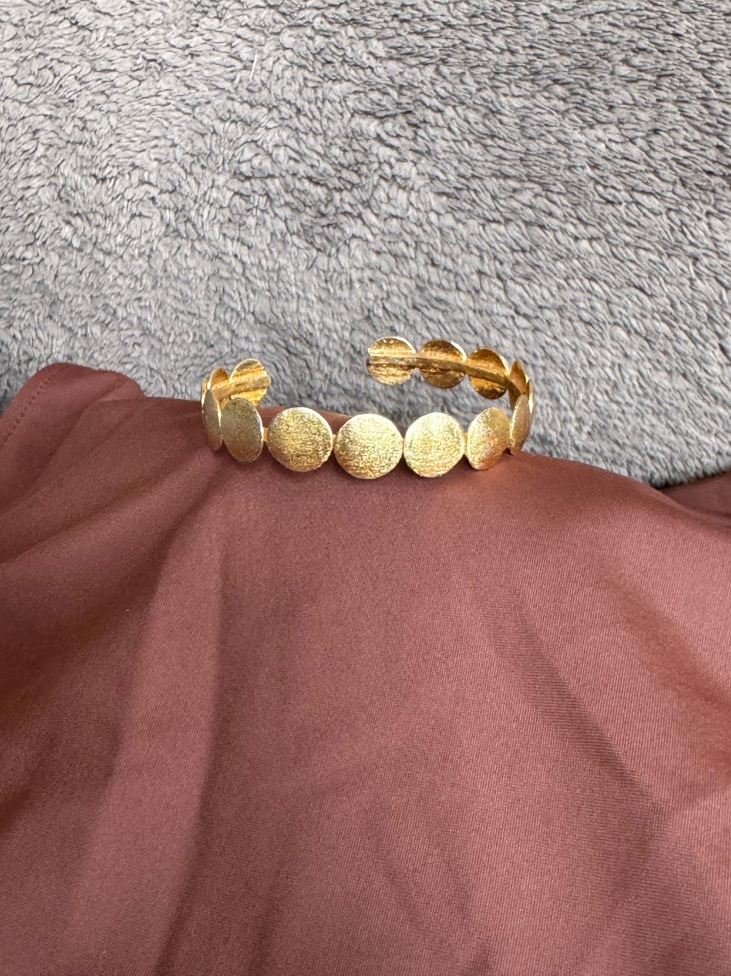 Circle Gold Bracelet