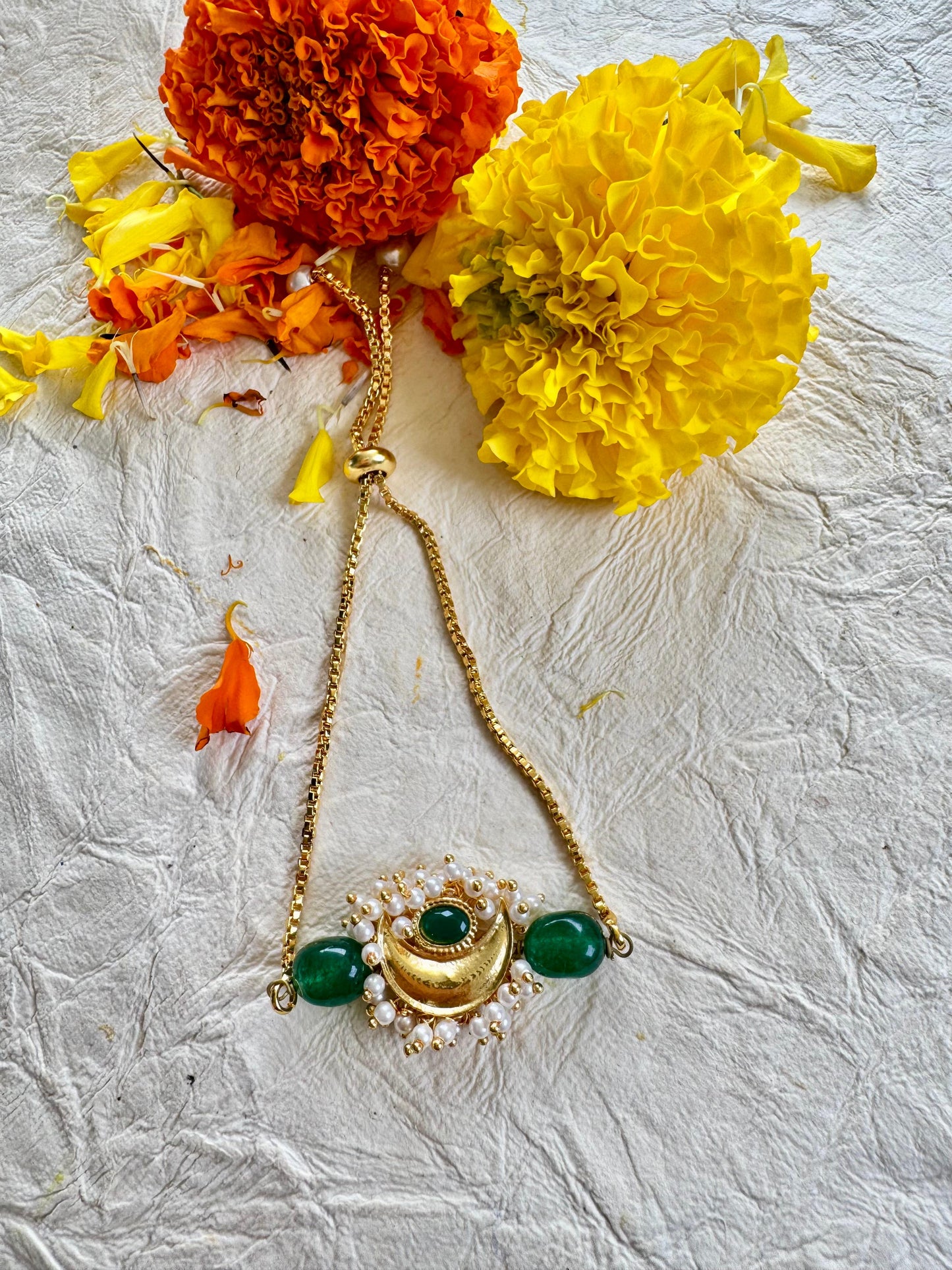 Emerald Bond Rakhi Set