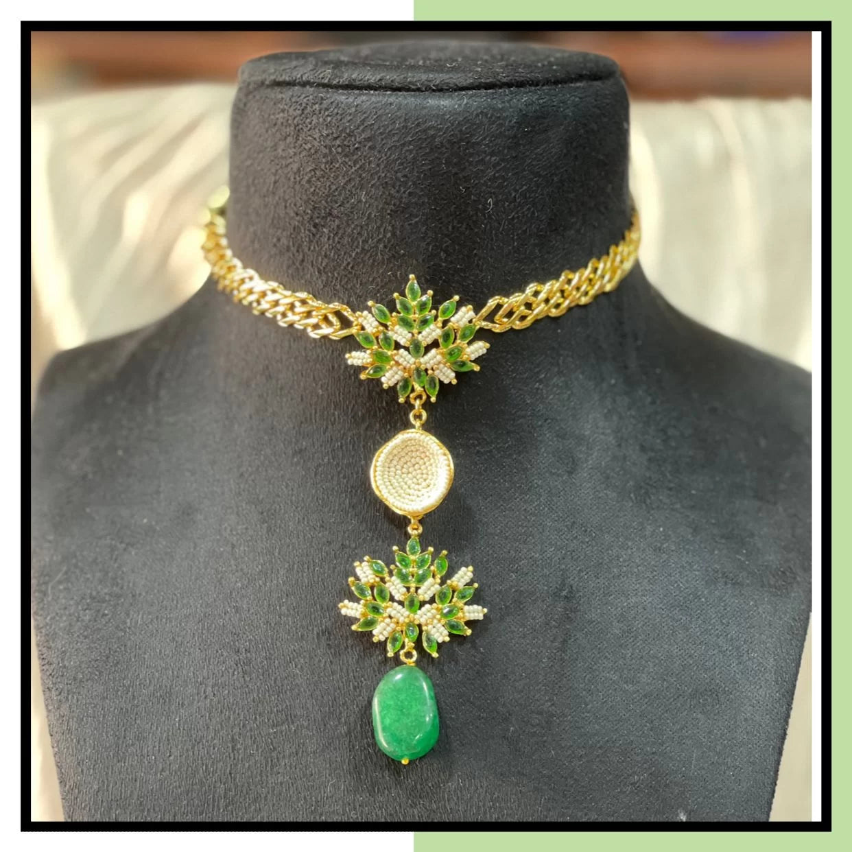 Emerald Leaf Vatii Neckpiece