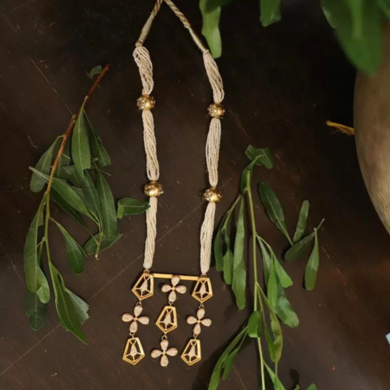 Flower Lantern Swing Neckpiece