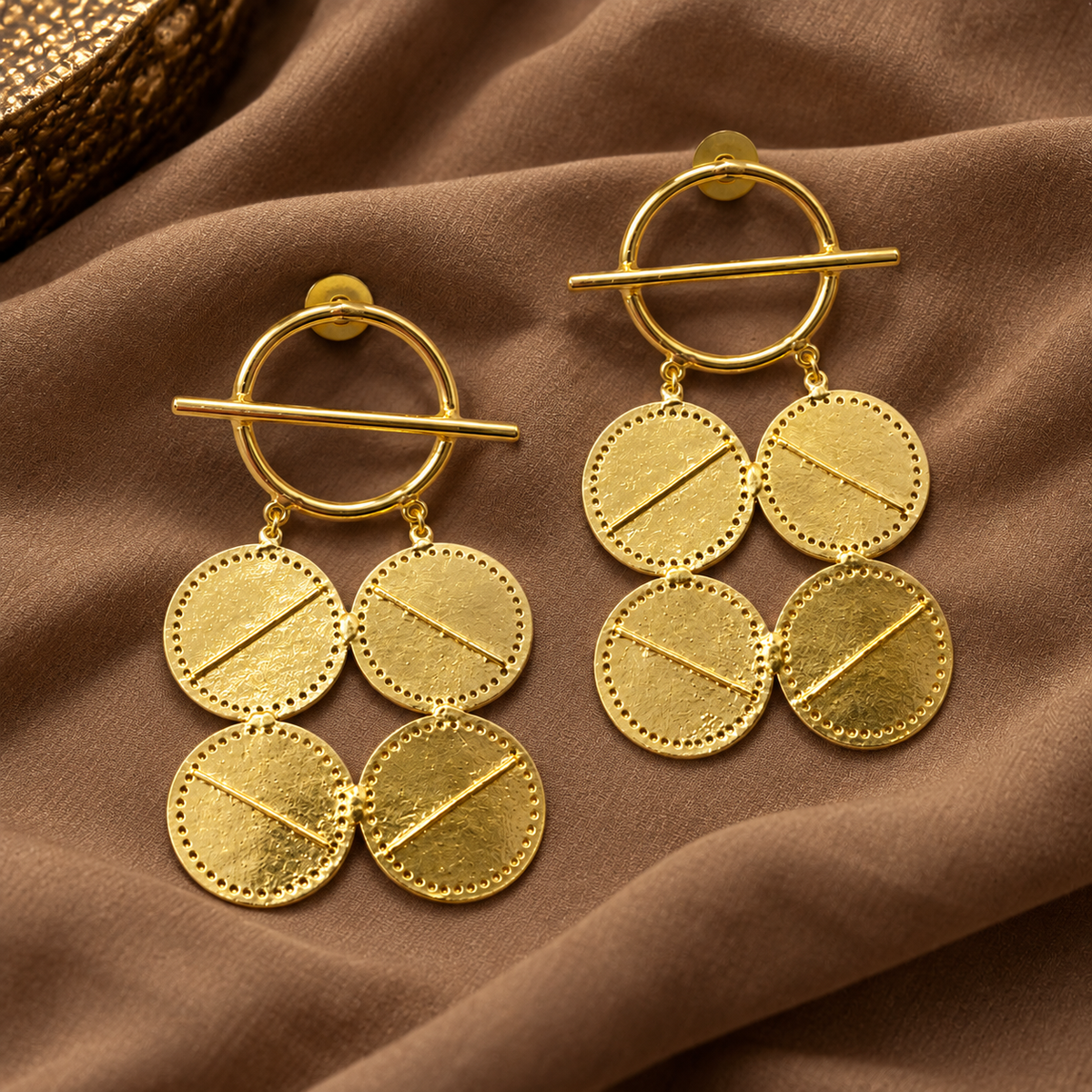 Quattro Geom Circle Earrings