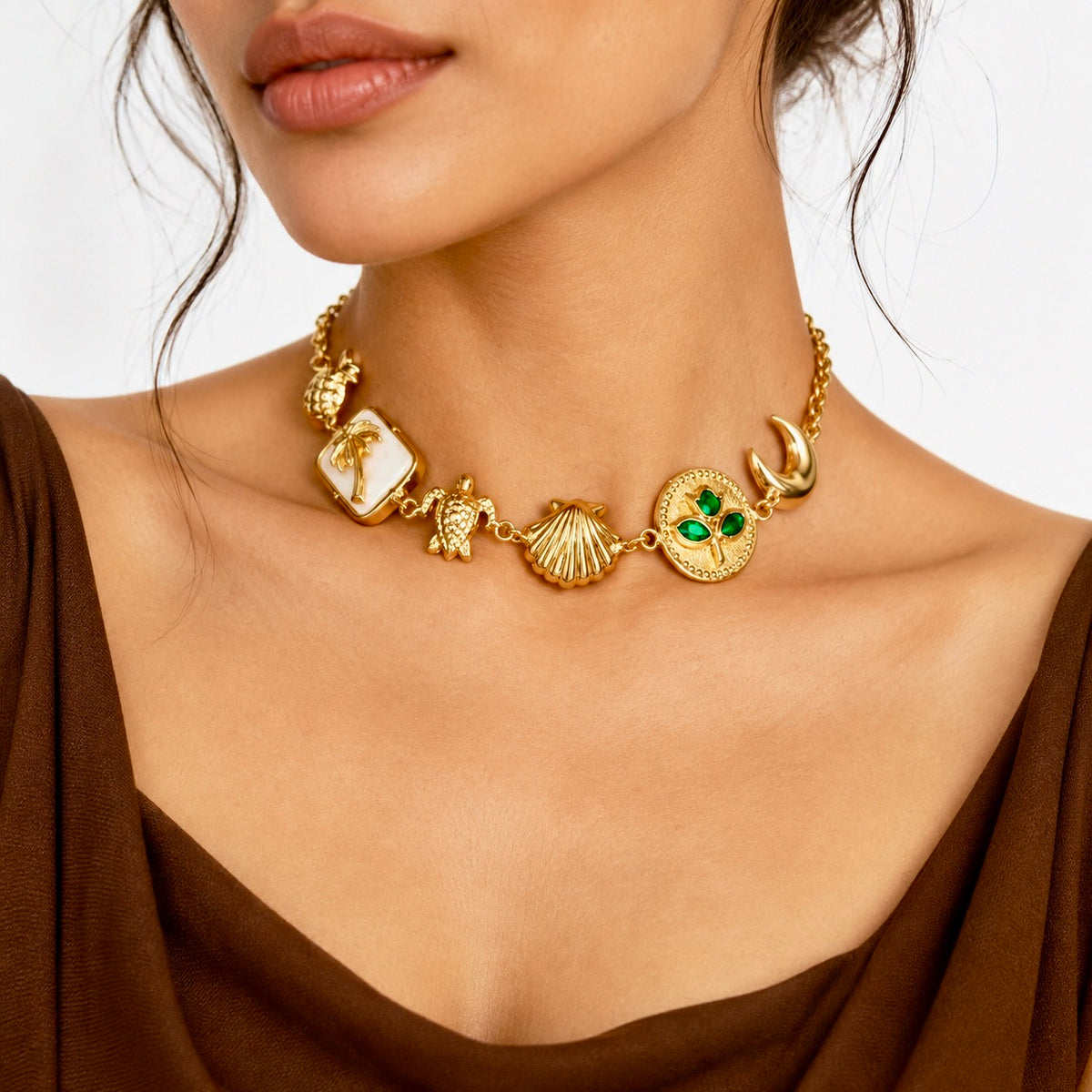 Oasis Lustre Choker