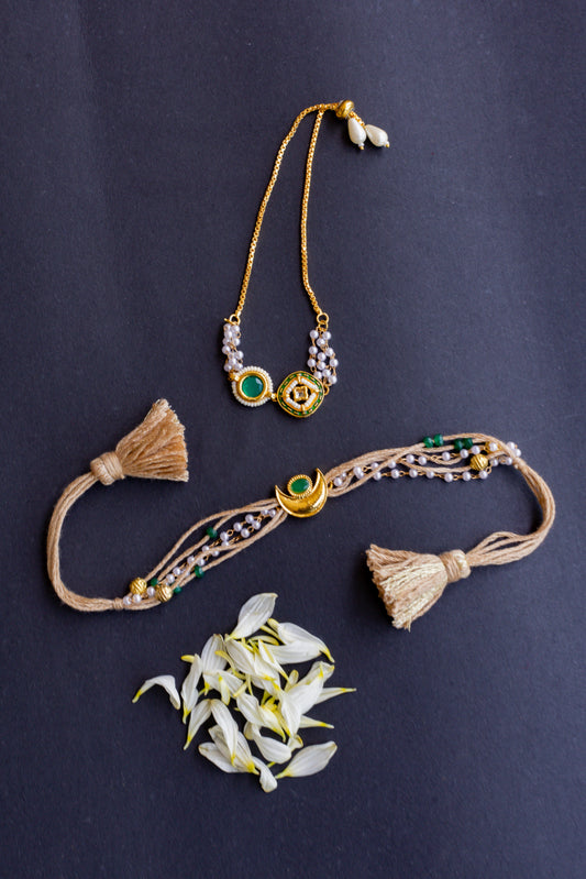 Emerald Crecent Moon Set