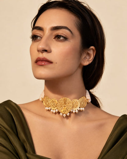 Gold Coin Choker