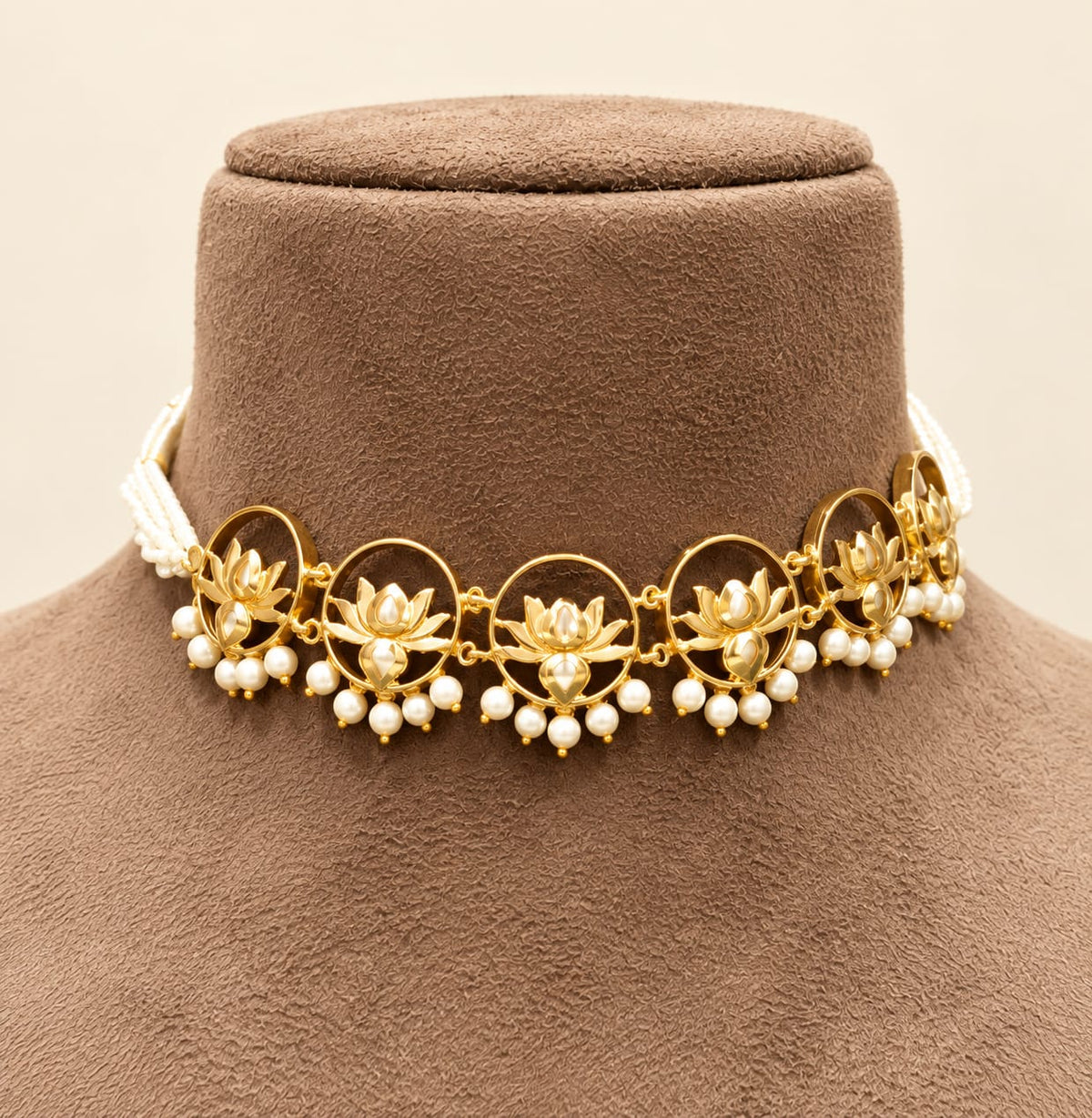 Lotus Ring Choker