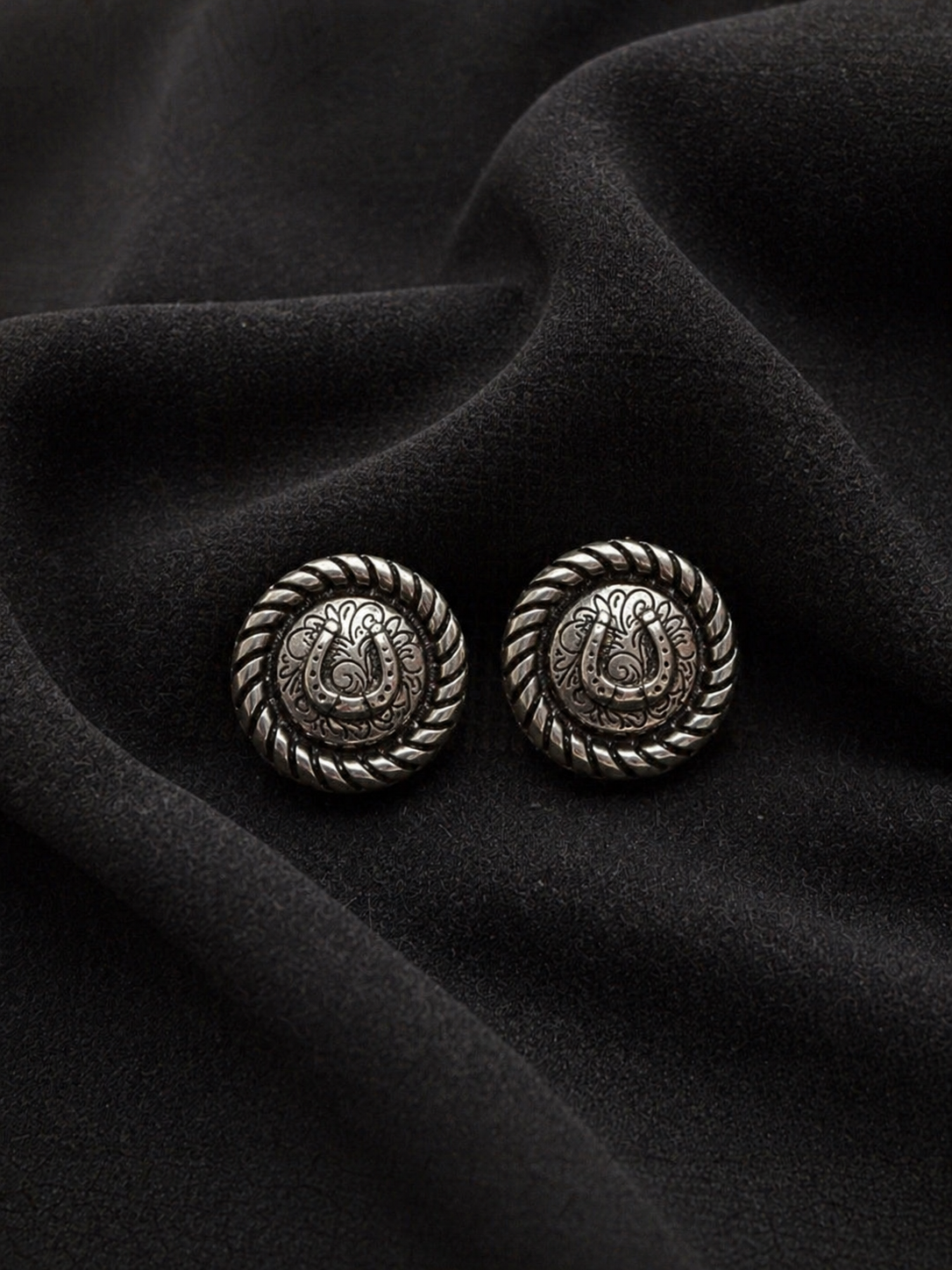 Lucky Horseshoe Studs