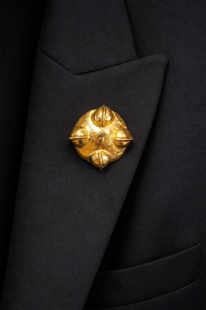 Sheild Round Brooch
