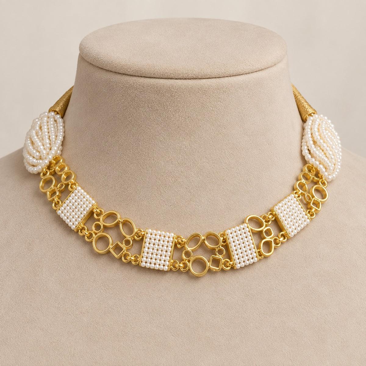 Sleek Square Choker