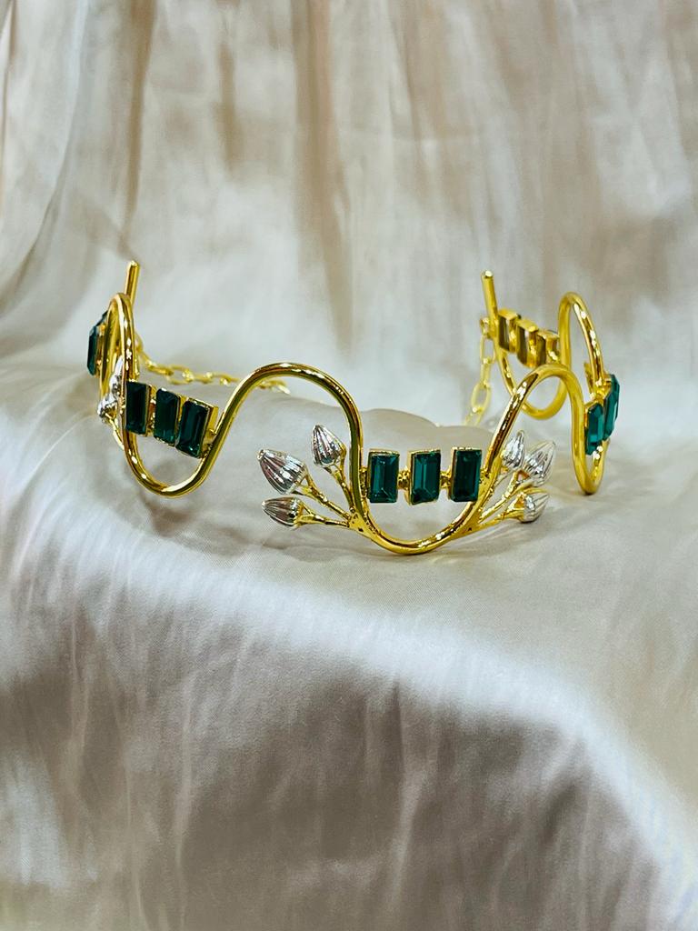 Emerald Waved Choker