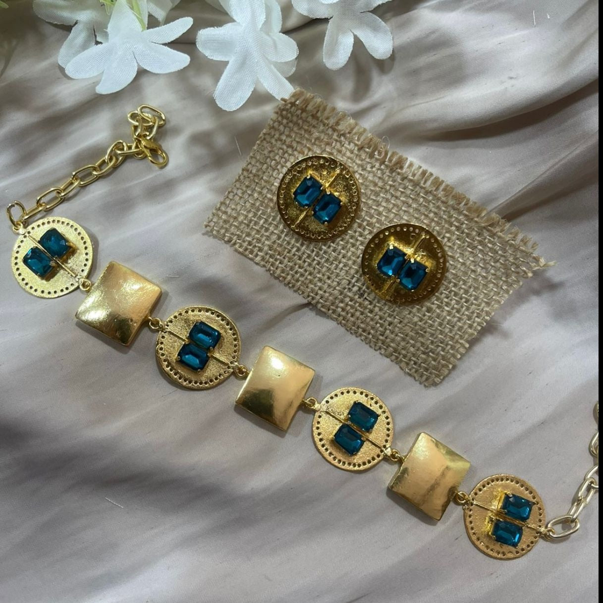 Aqua Brick Gold Choker