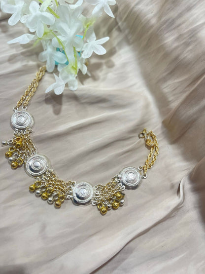Twirl ghughri choker