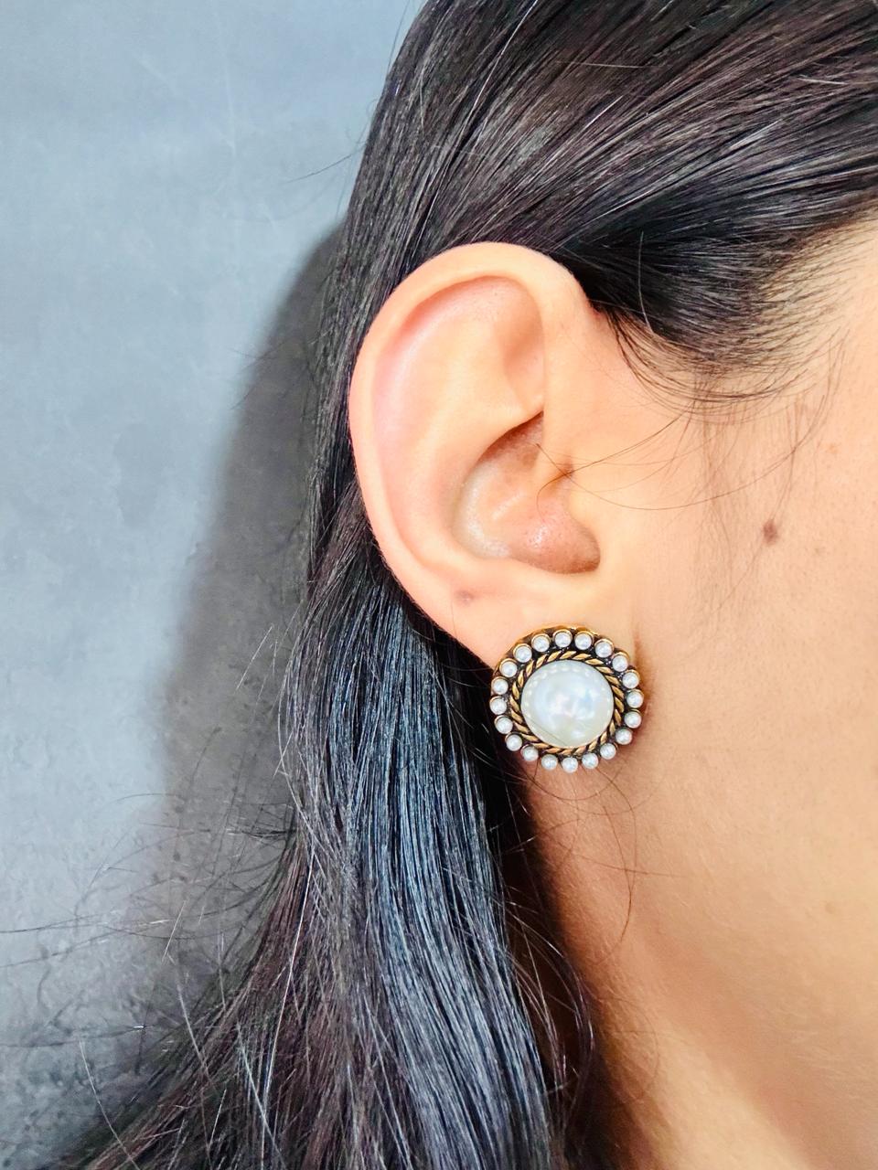 Vintage Pearl studs