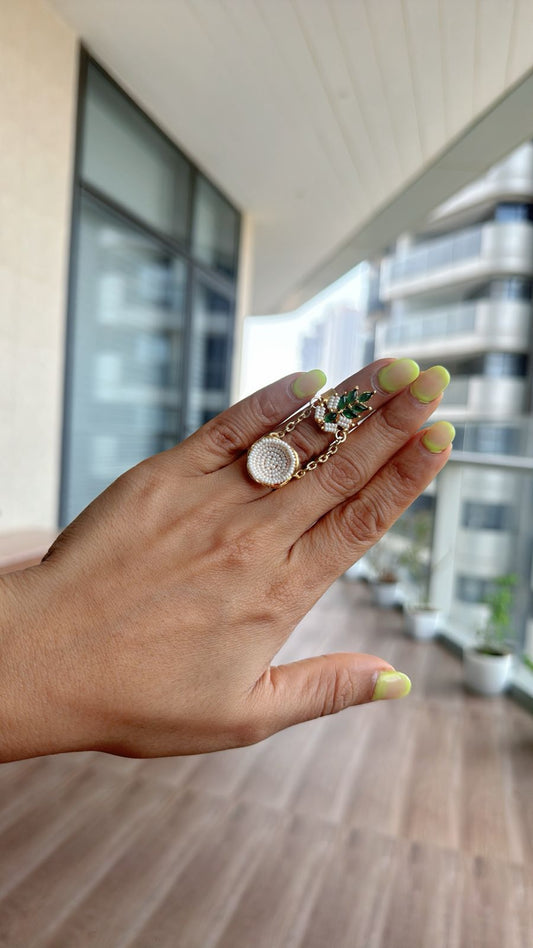 Emerald Leaf Ring