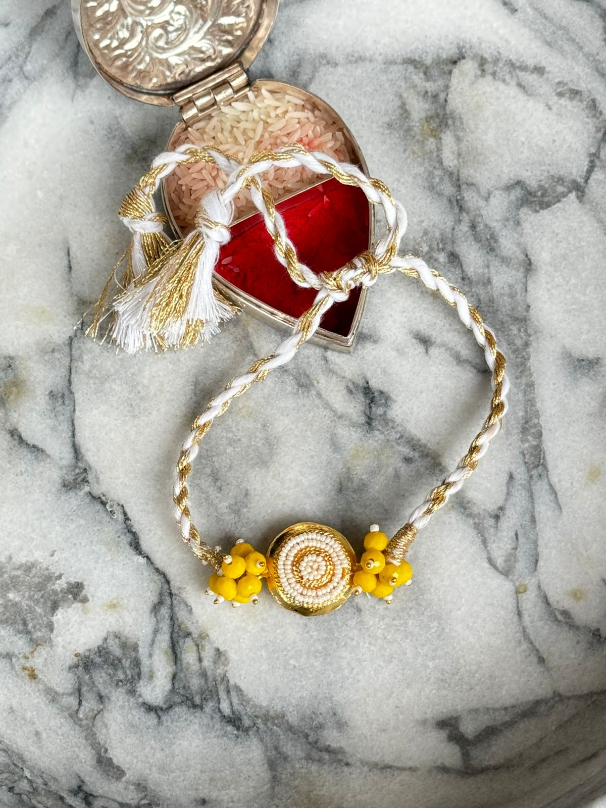 Vati Pearl Rakhi | 18kt Gold Plated