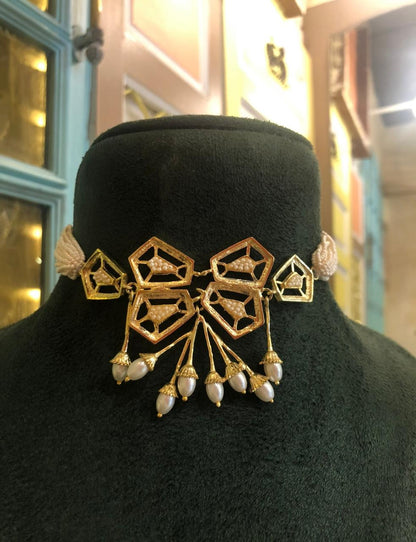 Lantern Choker