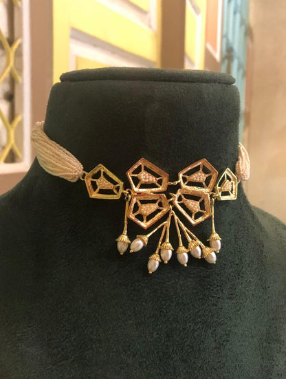 Lantern Choker