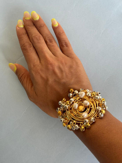 Ghughri Twirl Braclet