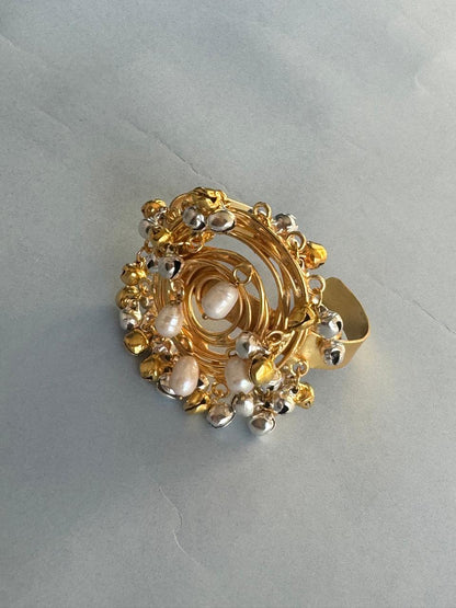 Ghughri Twirl Braclet