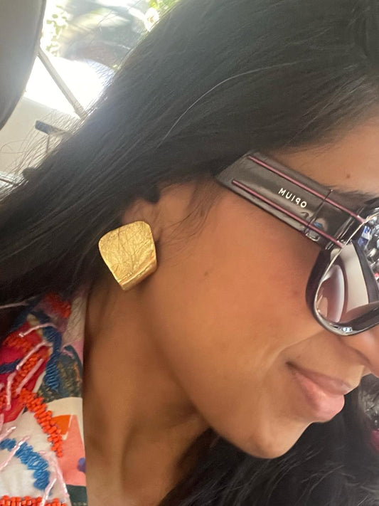Flat Plate Gold Studs