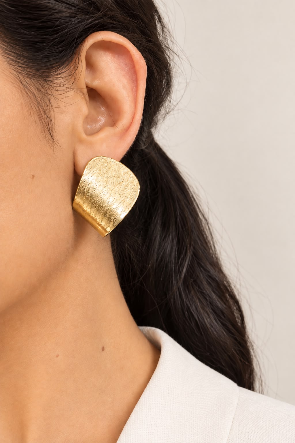 Flat Plate Gold Studs