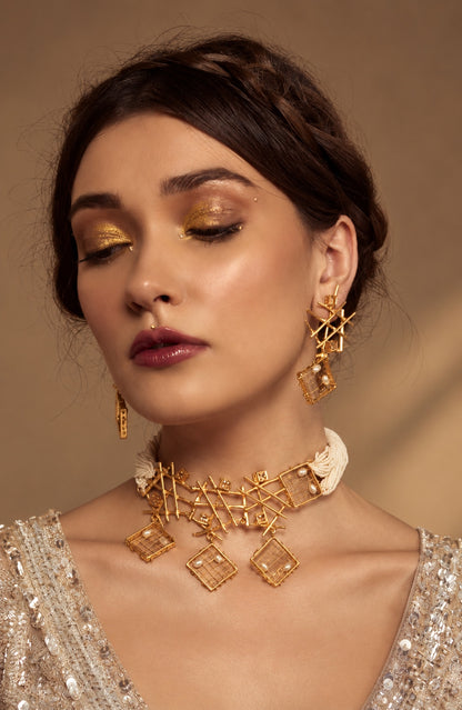 Zali Criss Cross Choker