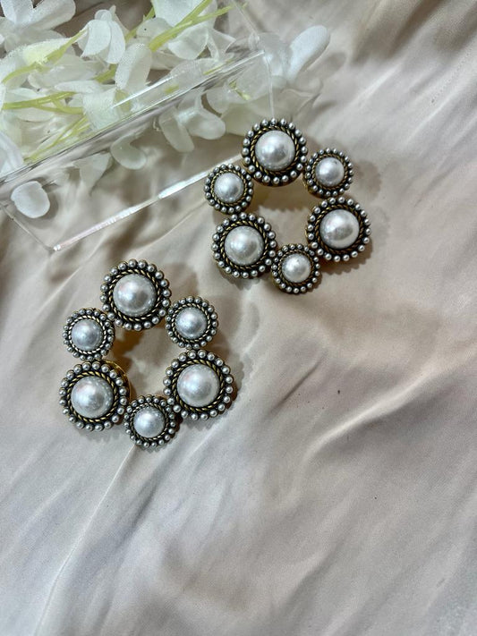 Vintage pearl studs