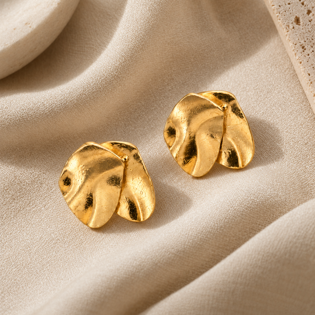 Crescent Moon Studs Gold