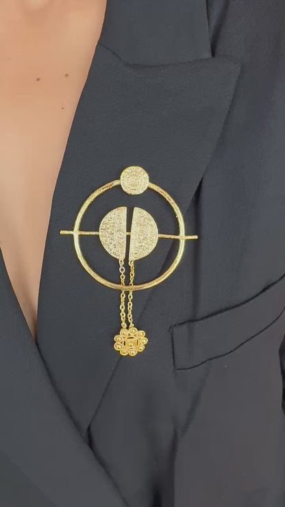 The Orbit Brooch