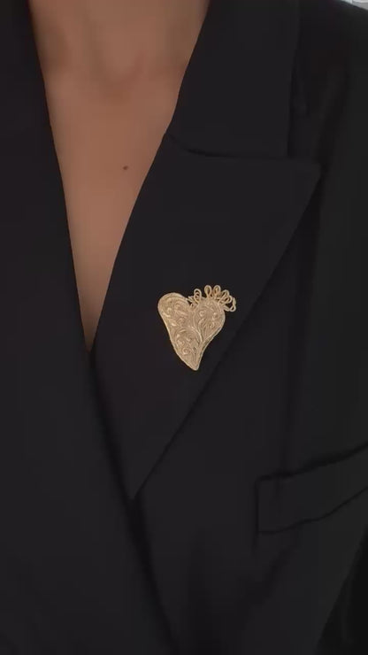 Radiant Golden Heart Brooch