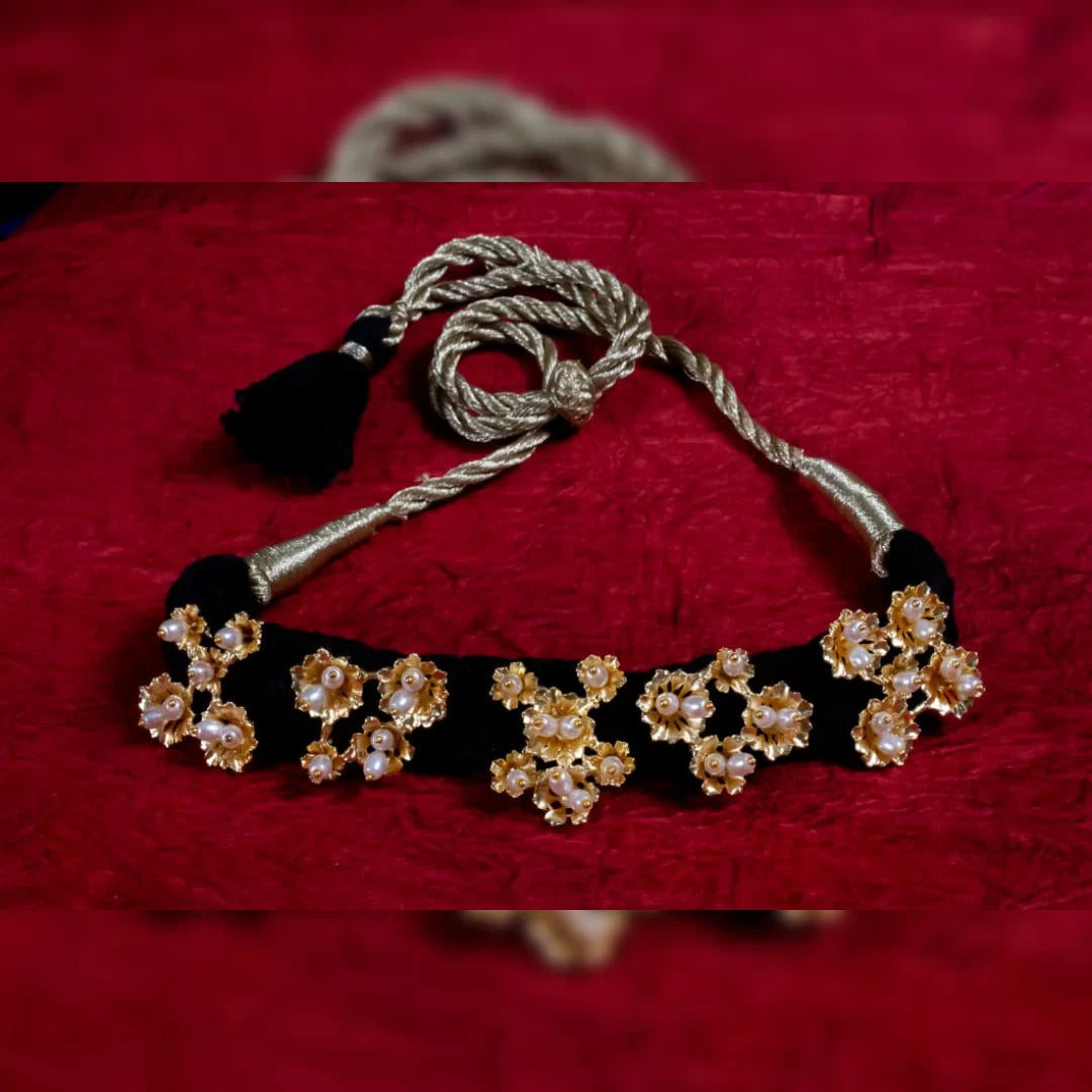 Black Marigold Choker