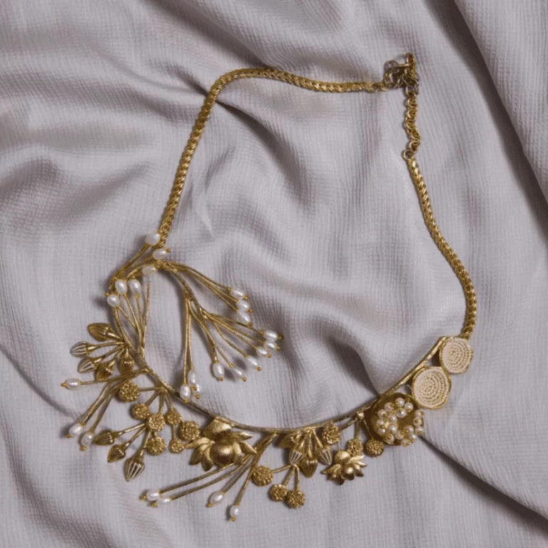 Side Angular Lotus Neck Piece