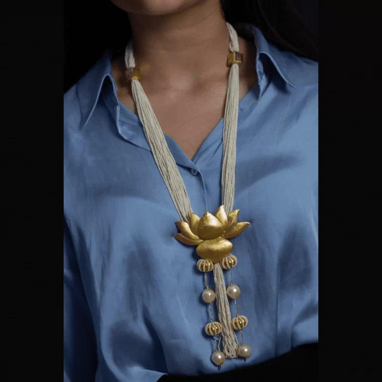 Signature Lotus Neck Piece